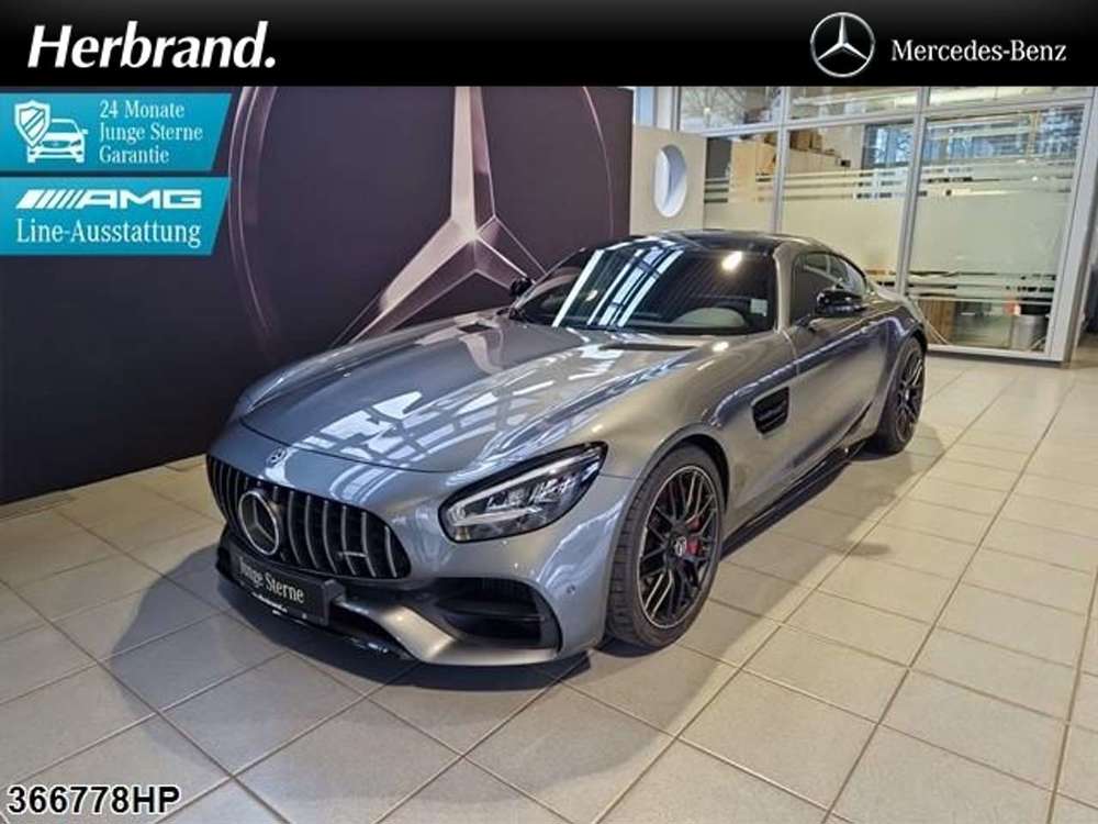 Mercedes-Benz AMG GT DISTRONIC  Performance-Abgas. Panorama