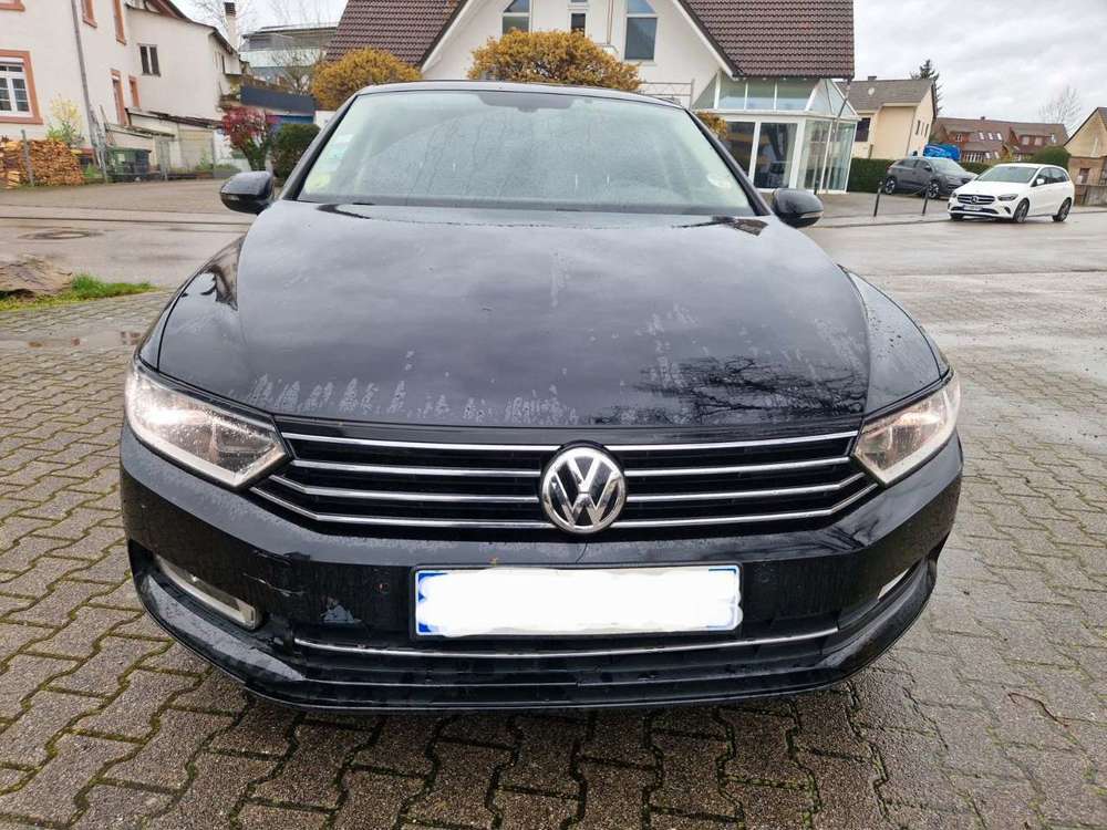Volkswagen Passat Lim.Klimaautomatik Kamera Navi ALU Euro 6