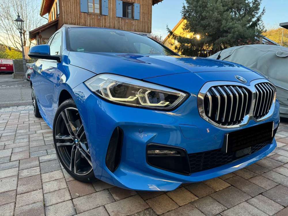 BMW 118 118 i M Sport in Misano Blau metallic