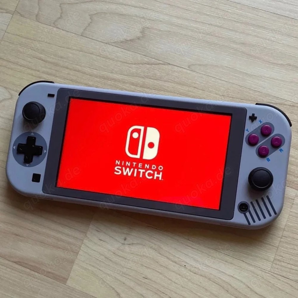 Nintendo Switch Lite mit 4 Spiele
