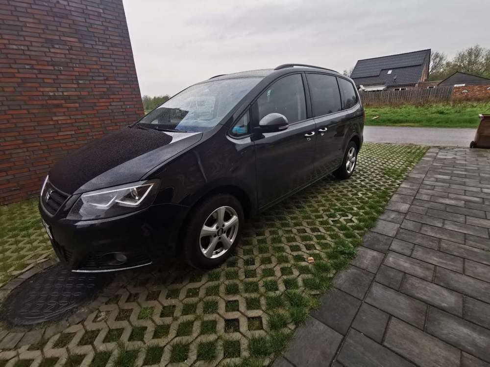 SEAT Alhambra Connect