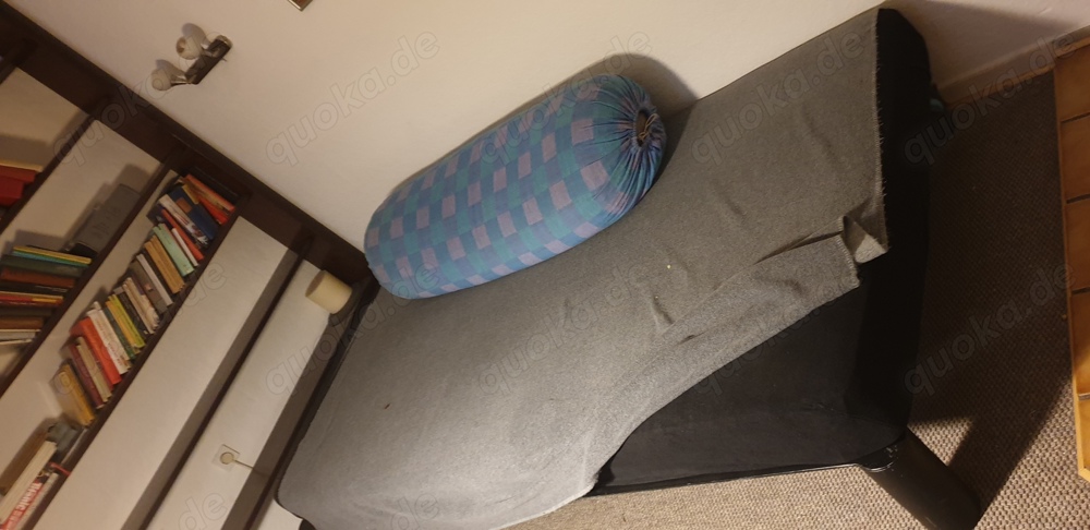 Neu: Massives Stahl-Bett (Sofa) mit integr. Lattenrost & Matratze