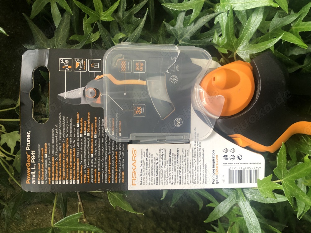 Fiskars P941 Gartenschere NEU