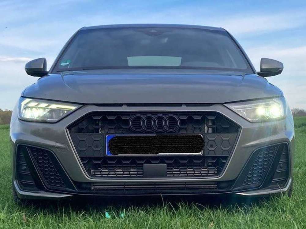 Audi A1 A1 40 TFSI doppelt S-line, SONOS, wie neu