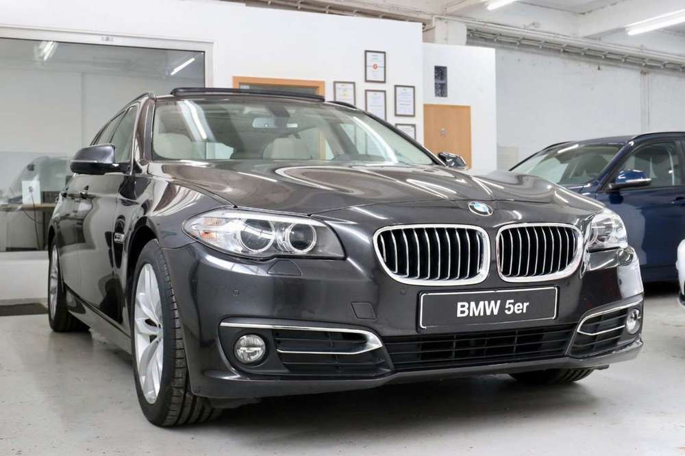 BMW 520 d LUXURY L. NAVI PANORAMA LEDER KAM AHG HIFI*