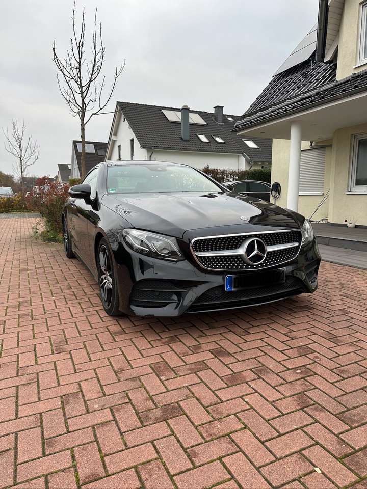 Mercedes-Benz E 300 E 300 d Coupe 9G-TRONIC AMG Line+Standheizung+PANO
