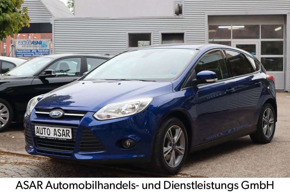 Ford Focus 1.6 EcoBoost Sync Edition/PDC/Navi/8-Fach/
