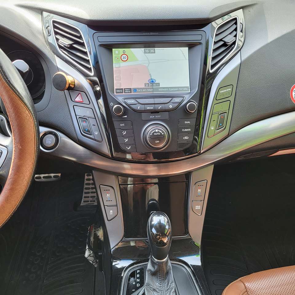 Hyundai i40 1.7 CRDi Premium Automatik Kombi