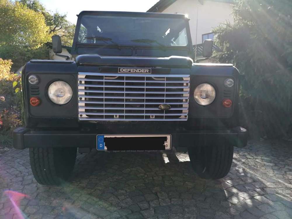 Land Rover Defender 110 Station Wagon Style