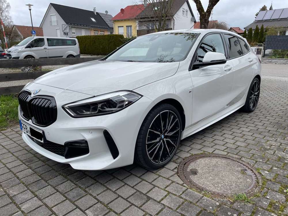 BMW 118 118d Aut. M Sport Werksgarantie 10/2025