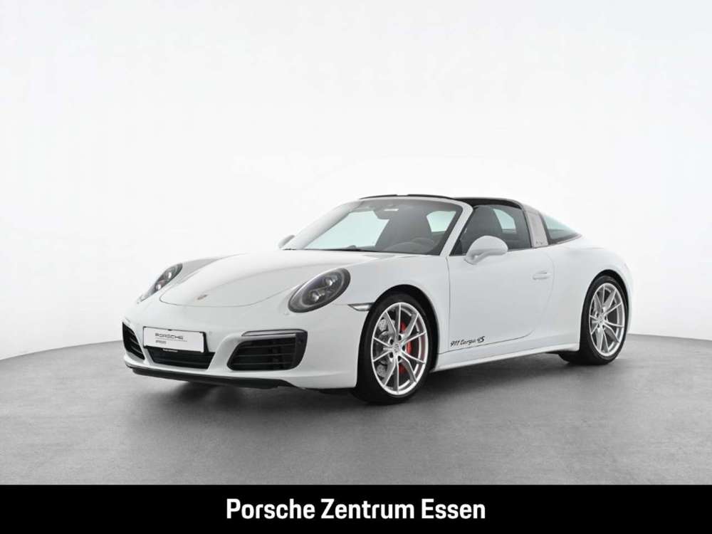 Porsche 991 911 Targa 4S / LED Rückfahrkam. Sportabgasanlage B
