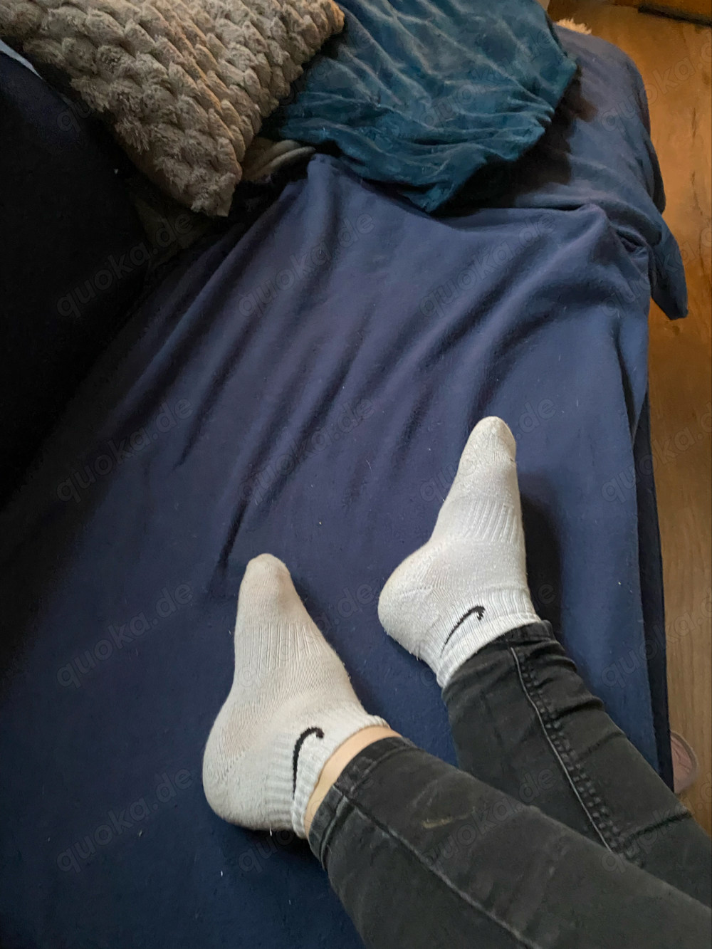 verkaufe getragene Socken
