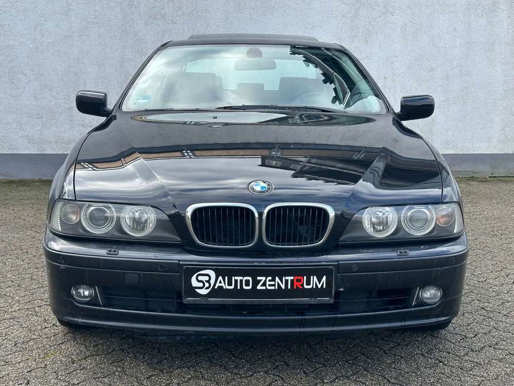 BMW 520 i Sport *KLIMA*XENON*PARK HILFE*BT*NEU TÜV