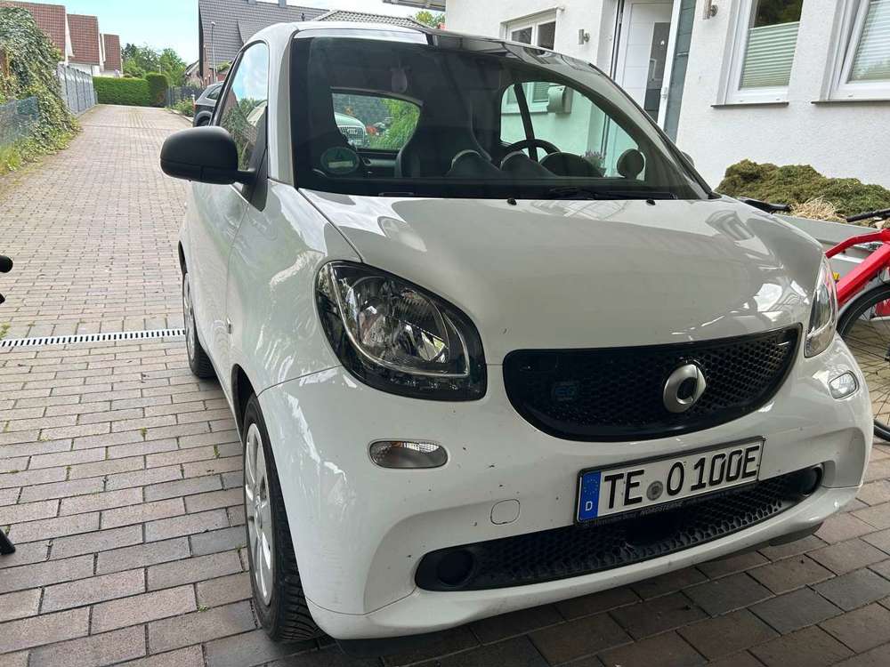 smart forTwo smart fortwo coupe EQ