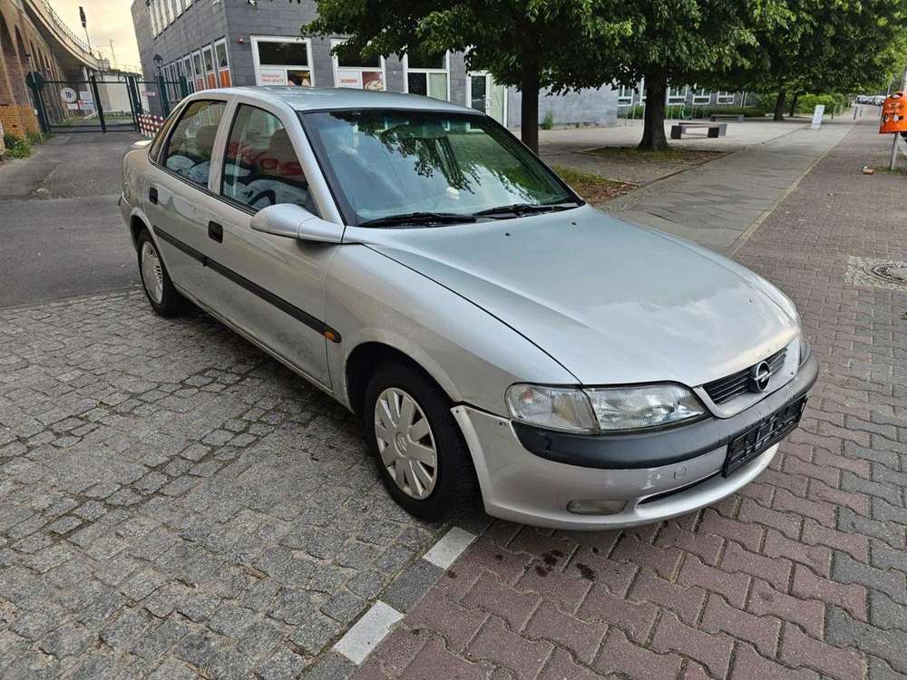 Opel Vectra B 1.6 Tüv-Au bis 03.2025