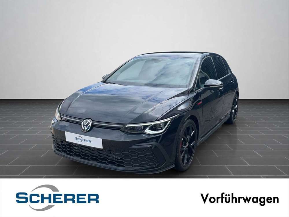 Volkswagen Golf GTI BlackStyle,19"Estoril,AHK,Sound,IQ-Ligh