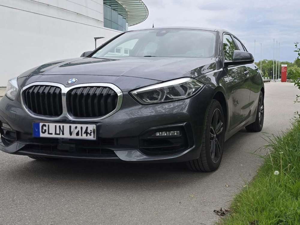 BMW 118 118i Aut. Sport Line -Bilder folgen-