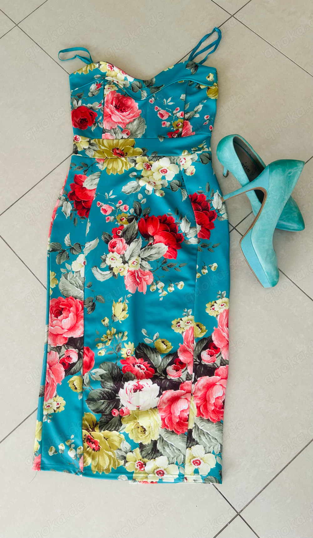 2 tlg.   Damen Sommer Kleid Blumen Muster , Schuhe Pumps 