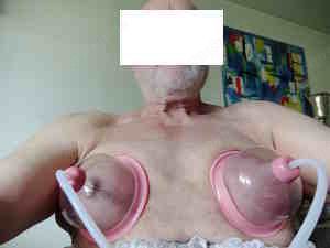 Ich suche Männer - gerne auch Frauen Paare, die dies mögen,  -   Bruststimmulaton