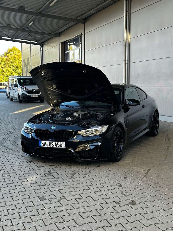 BMW M4 Coupe DKG