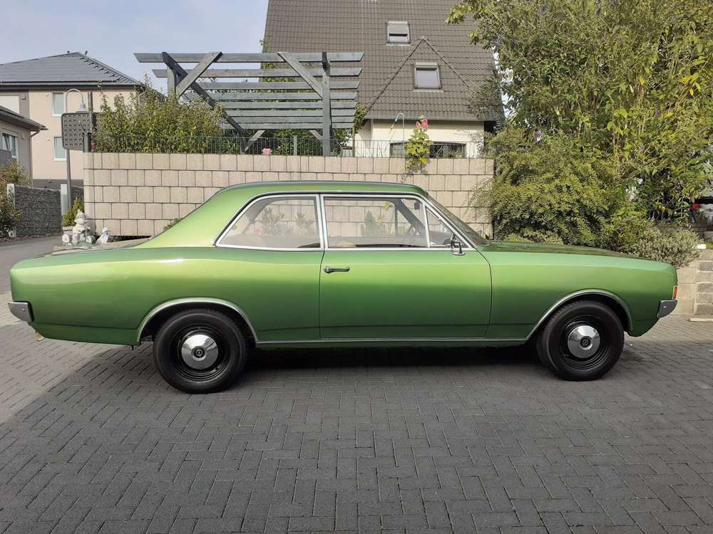 Opel Rekord 1900 C