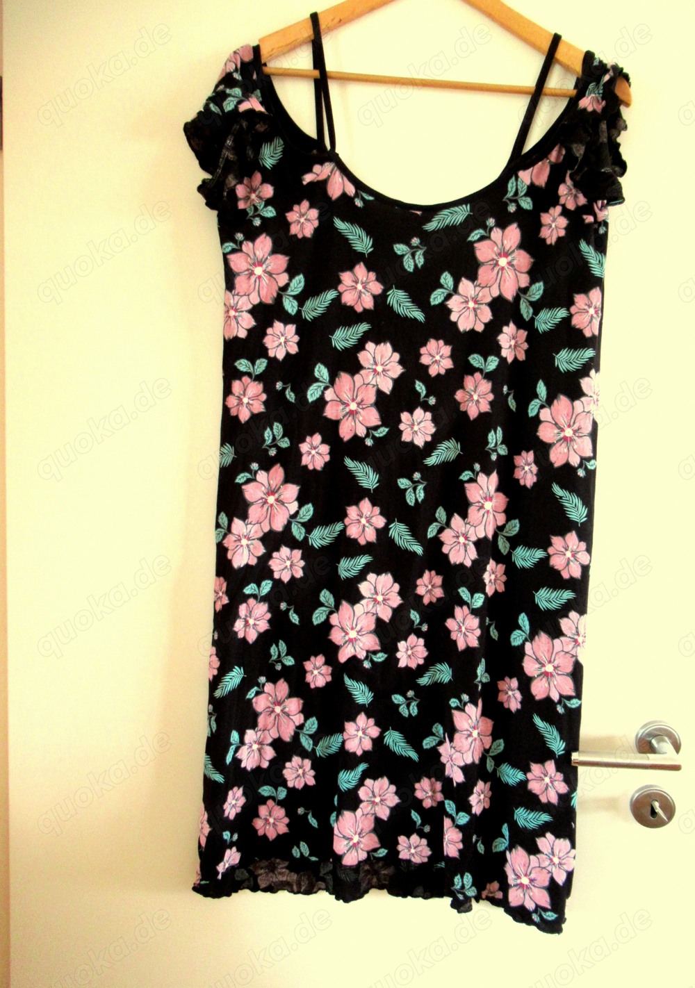 schwarzes Kleid mit rosafarbenen Blumen Träger Größe L