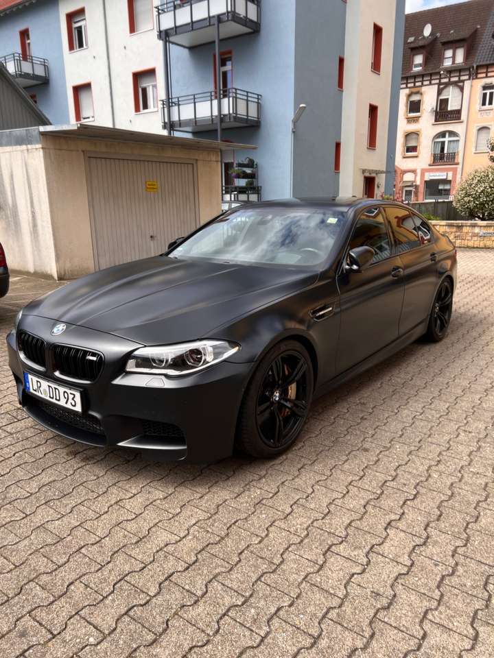 BMW M5 DKG Competition