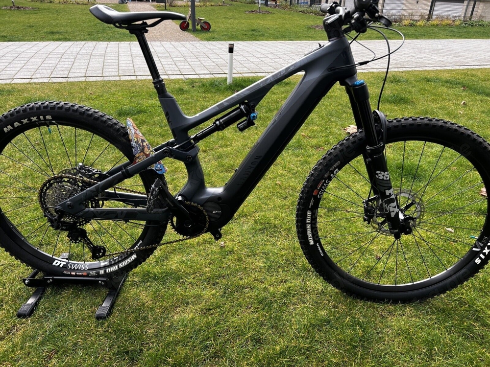 canyon spectral on cf 8 Ebike