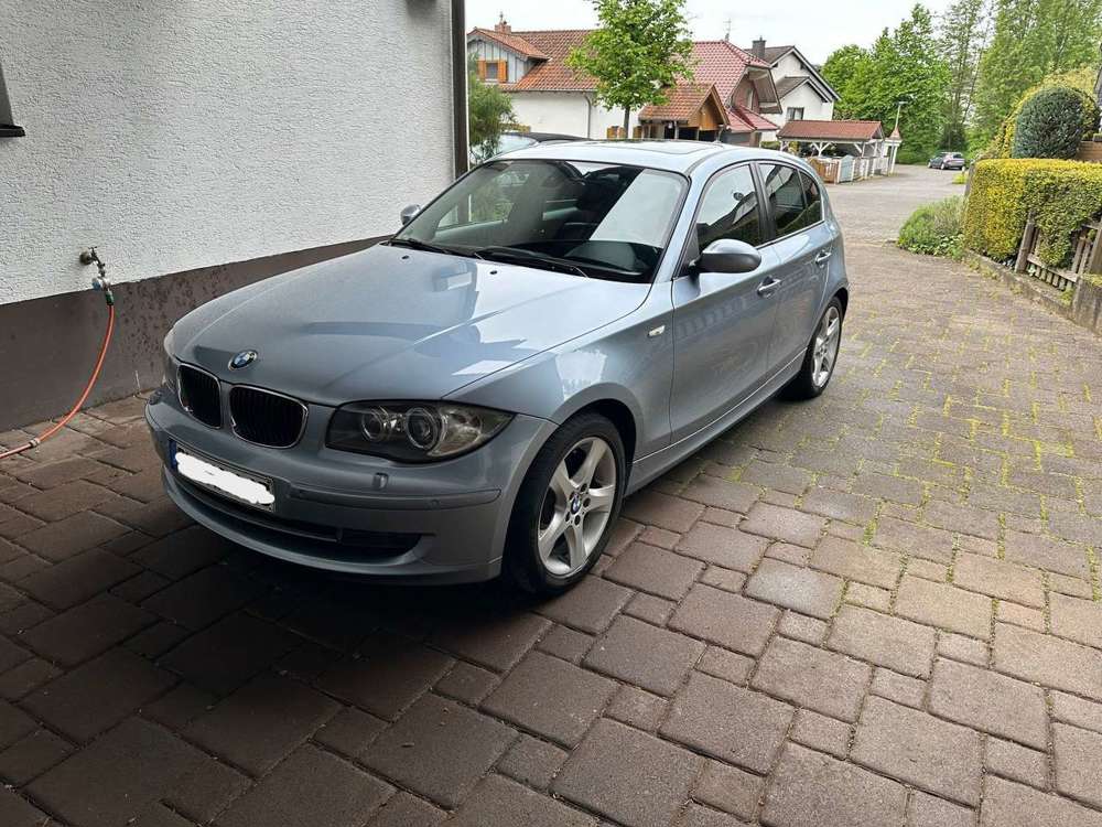 BMW 118 118d, M-Lenkrad, Leder, Navi, Schiebedach, Xenon