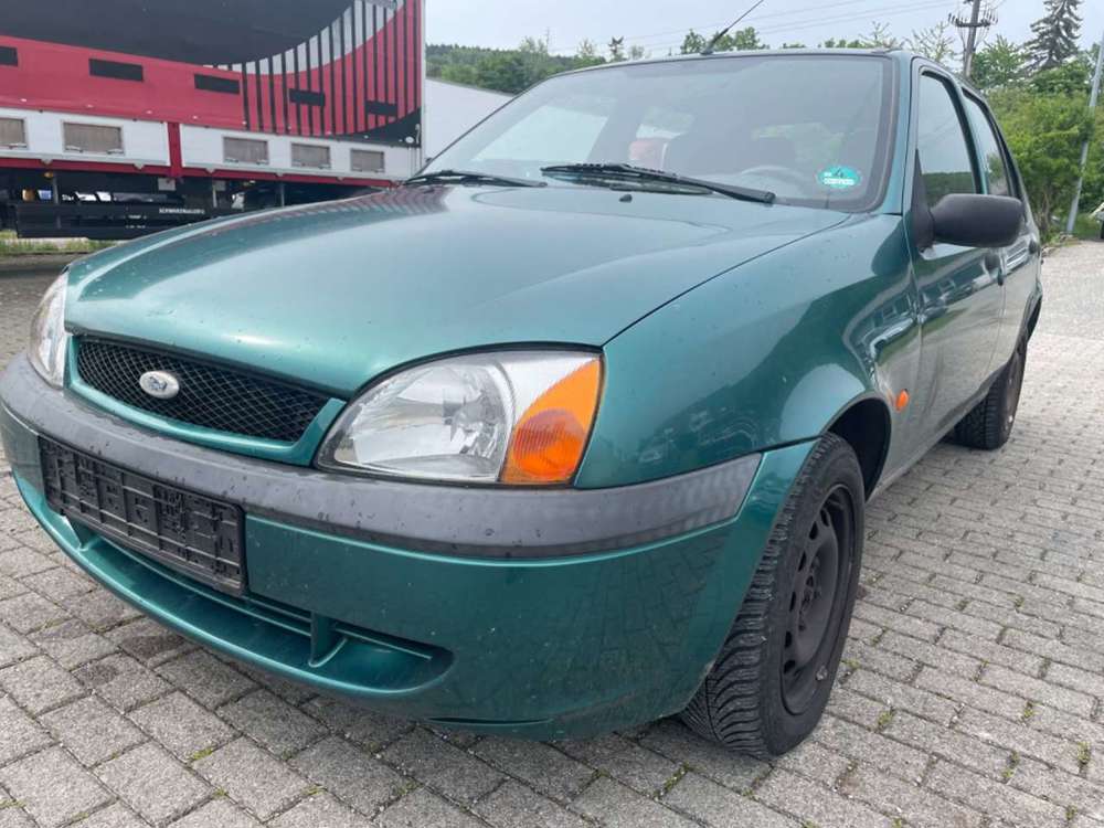 Ford Fiesta TÜV 08/2025 Technisch gut/4-Türer/EURO 4