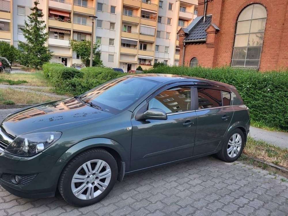 Opel Astra 1.6 Automatik Sport