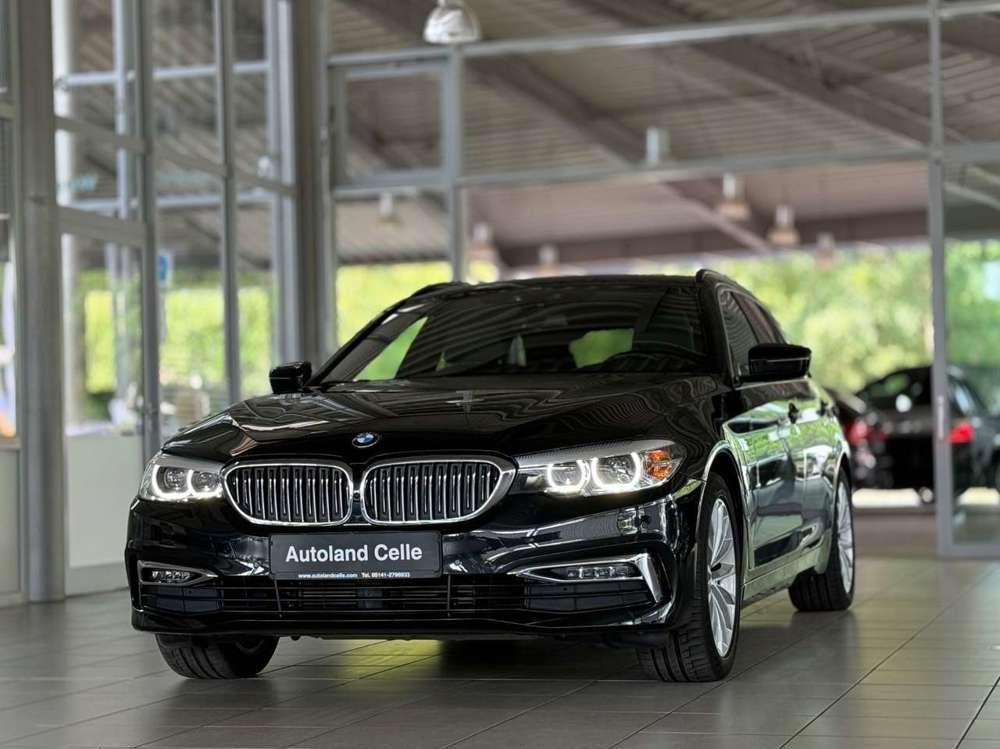 BMW 520 d xD Luxury Line Panorama 360° DisplayKey AHK