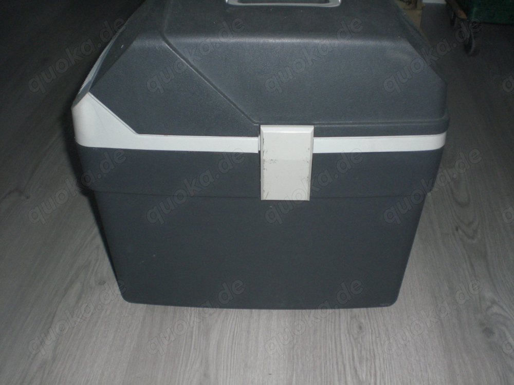 Volvo Kühl und Warmhalte Box