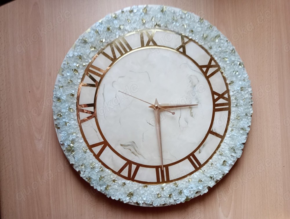 Resin handgemachte Geode Marmor Wanduhr Epoxidharz Kunstharz weiß-gold