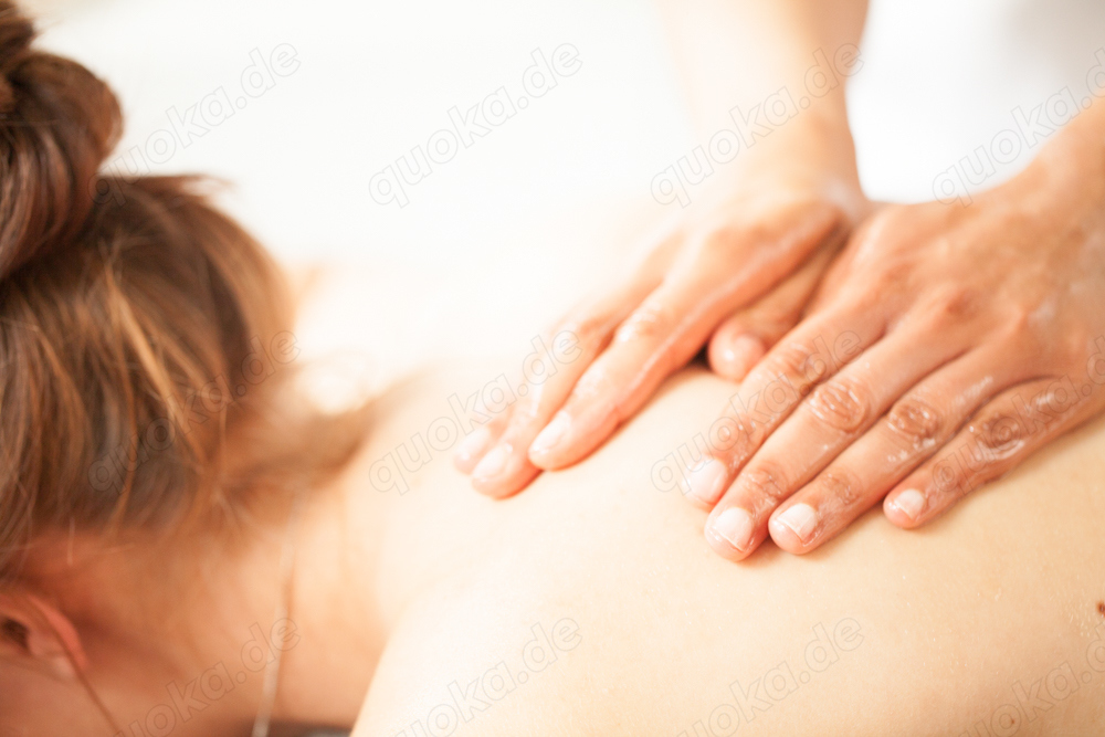Massage nur für Frauen bei Ihnen vor Ort, zu einem günstigen Preis