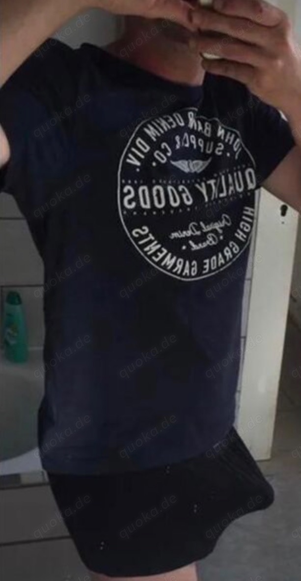 Welche Sie hat Lust auf ein XL ? Welche Sie hat Lust auf ein XL ?