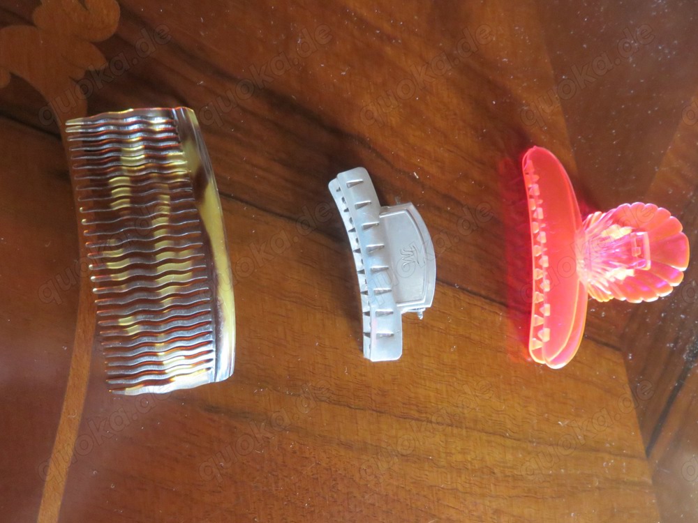 Haarklammern zu verschenken