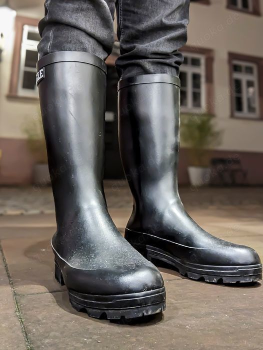 Gummistiefel-Freundin gesucht