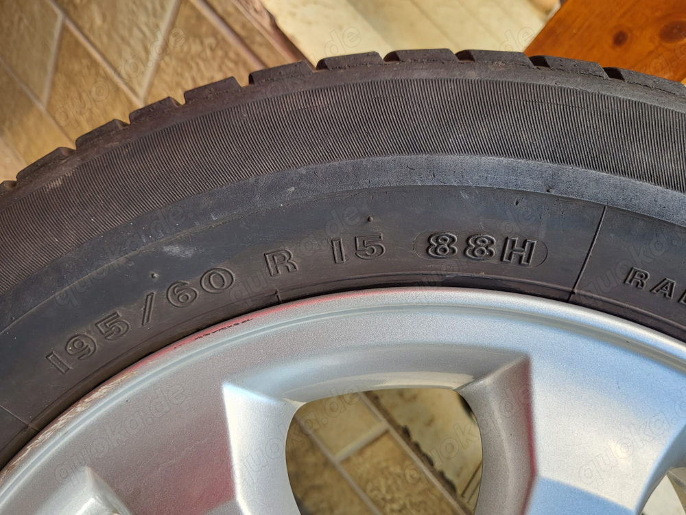 Alufelgen 195 60 R 15 mit Sommerreifen