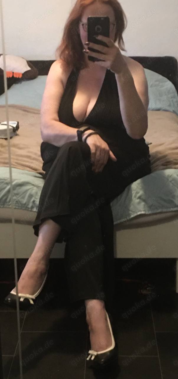 Moni (49)- zärtlicher Mund und zärtliche Hände, besuchbar fÜr Männer ab 30