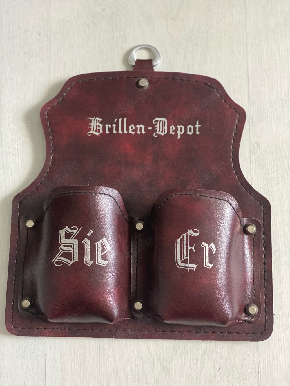 Brillen-Depot aus Leder mit Vintage-Charme - Geschenk für Brillenträger