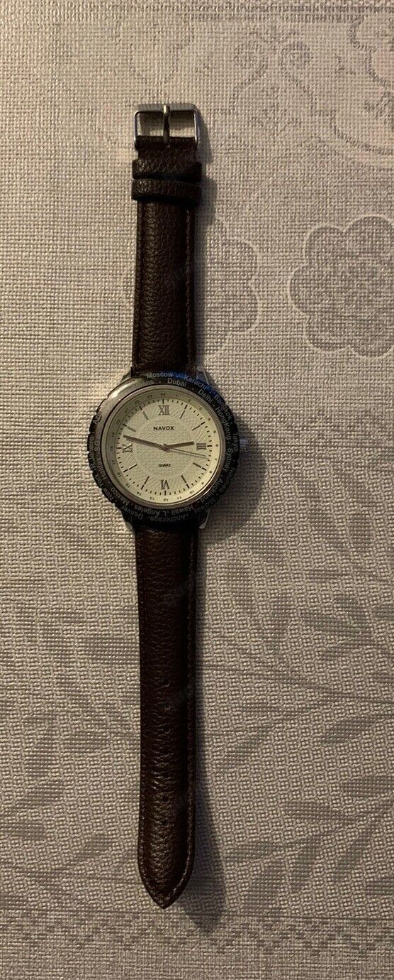Herren Armbanduhr gebraucht von Navox stylisch