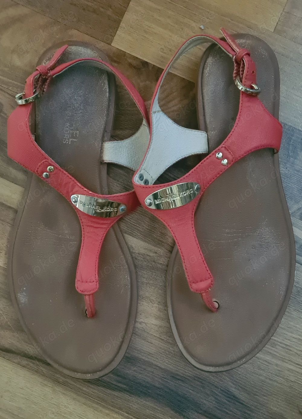 Getragene MK Michael Kors Sandalen 