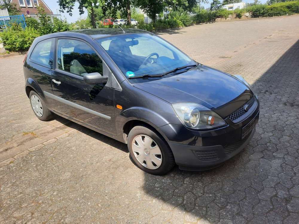 Ford Fiesta 1.3 Ambiente TÜV NEU