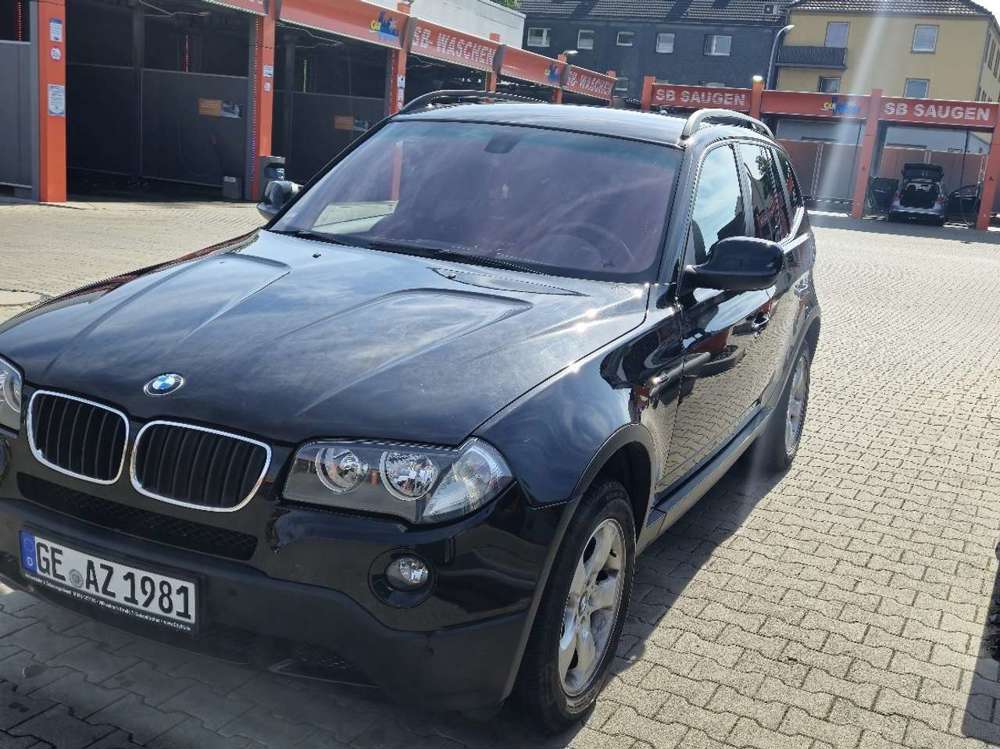 BMW X3 xDrive20d Allrad Allewetterreifen
