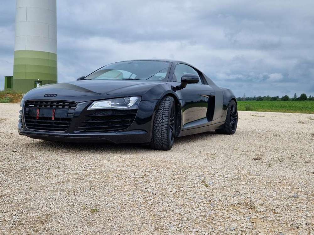Audi R8 4.2 FSI quattro