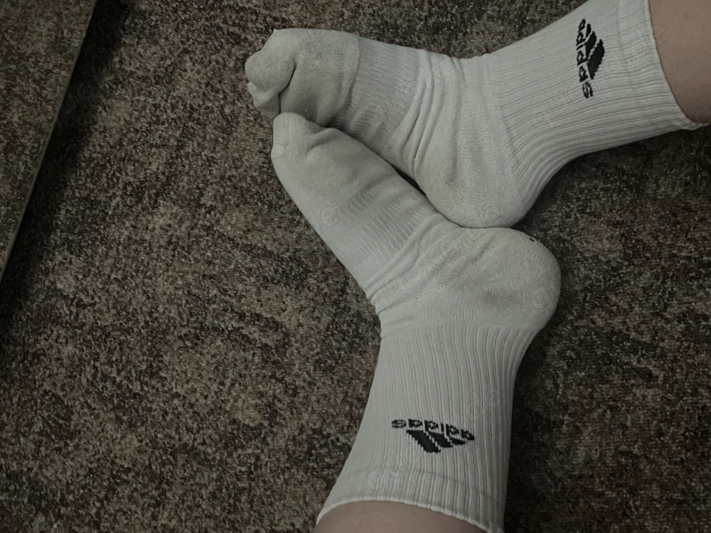 weiße Adidas Socken in der Gr. 39 