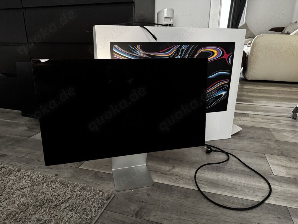 Apple Studio Display 27 Zoll mit Standardglas (Neigungsverstellbarer Standfuß)