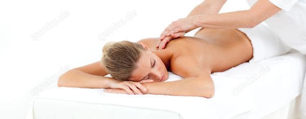 Erotisch sanfte Öl-Massage