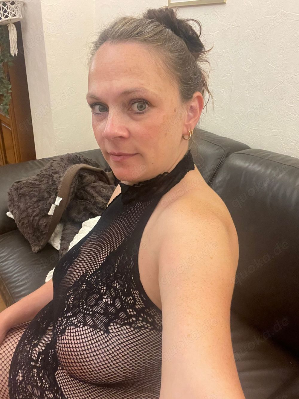 Deutsche Milf verkauft Sex Videos und Bilder 